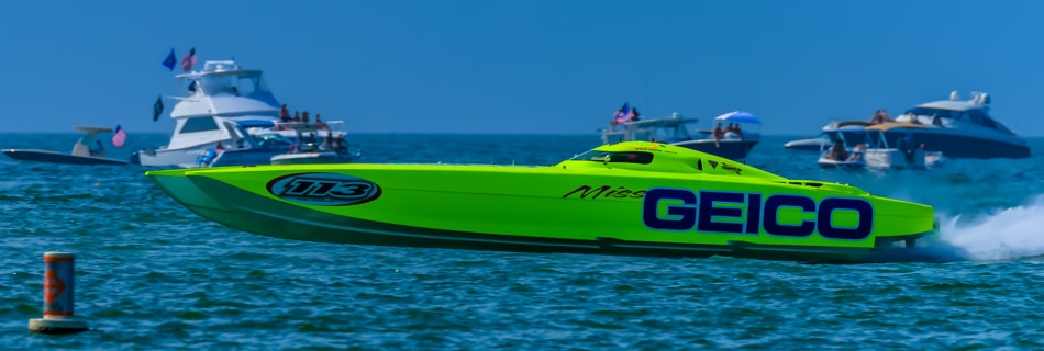 Miss Geico on Race Day