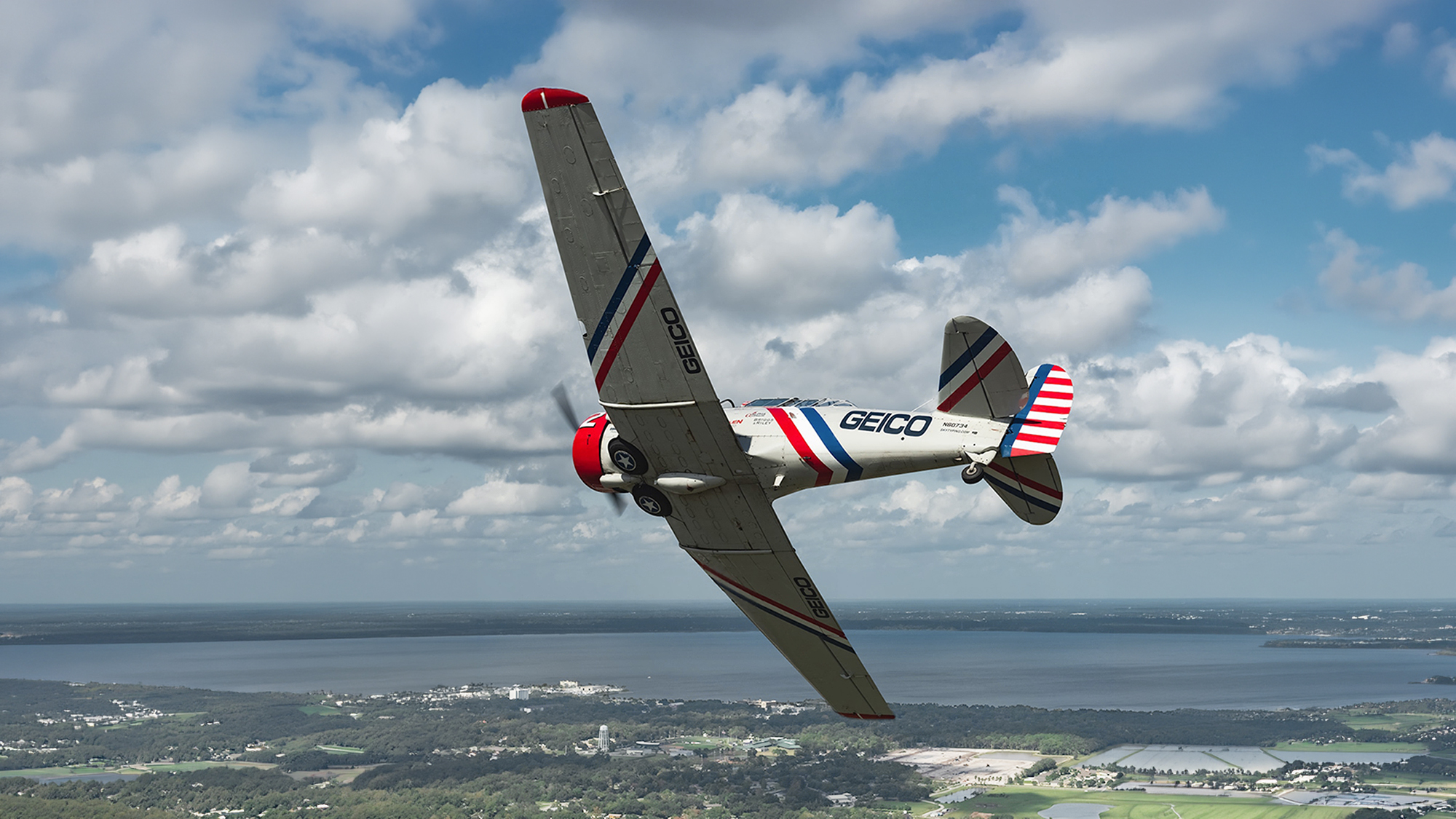 Geico Skytyper banking right